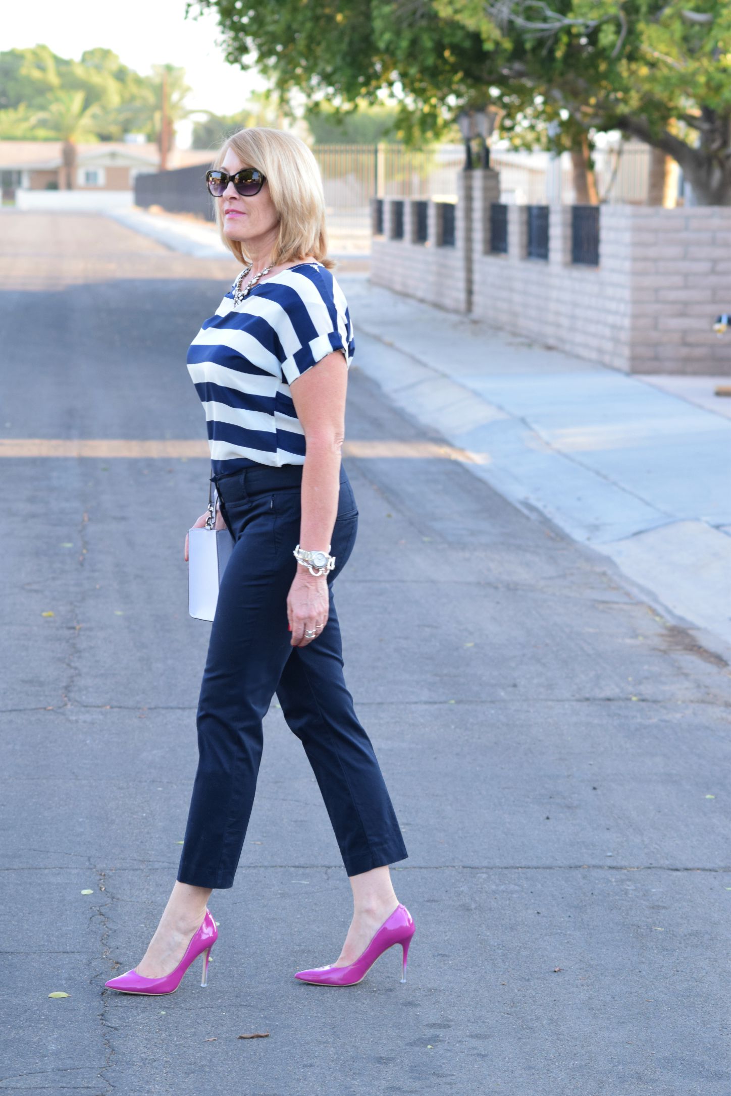 Navy Stripes 047